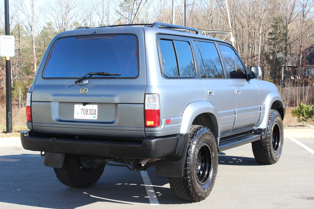 1997 Lexus LX 1st Gen - Image 23 of 31