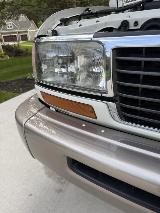 1997 Lexus LX 1st Gen - Image 18 of 31