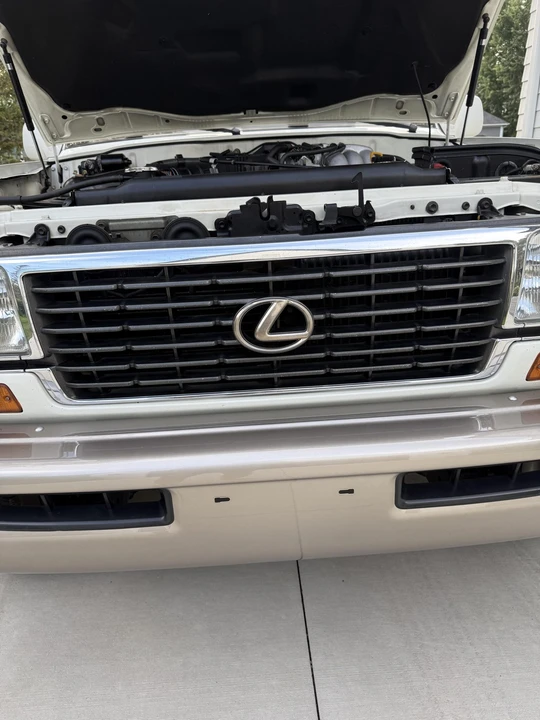 1997 Lexus LX 1st Gen - Image 21 of 31