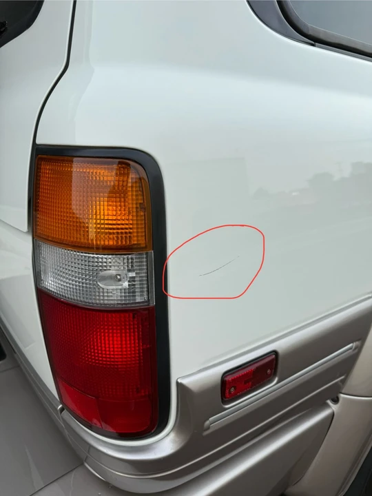 1997 Lexus LX 1st Gen - Image 22 of 31