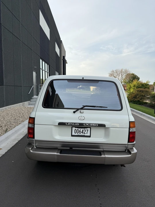 1997 Lexus LX 1st Gen - Image 7 of 31