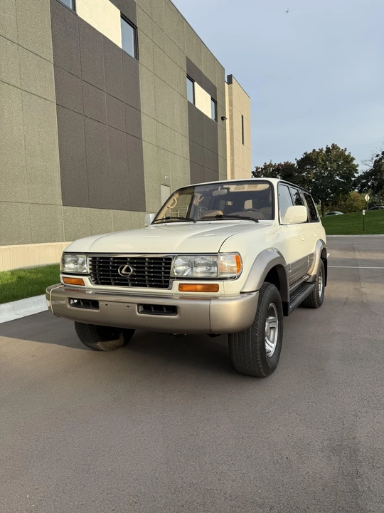 1997 Lexus LX 1st Gen - Image 2 of 31