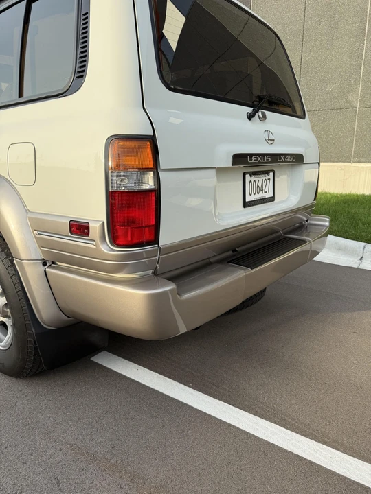 1997 Lexus LX 1st Gen - Image 20 of 31