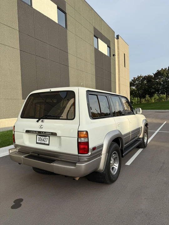 1997 Lexus LX 1st Gen - Image 9 of 31