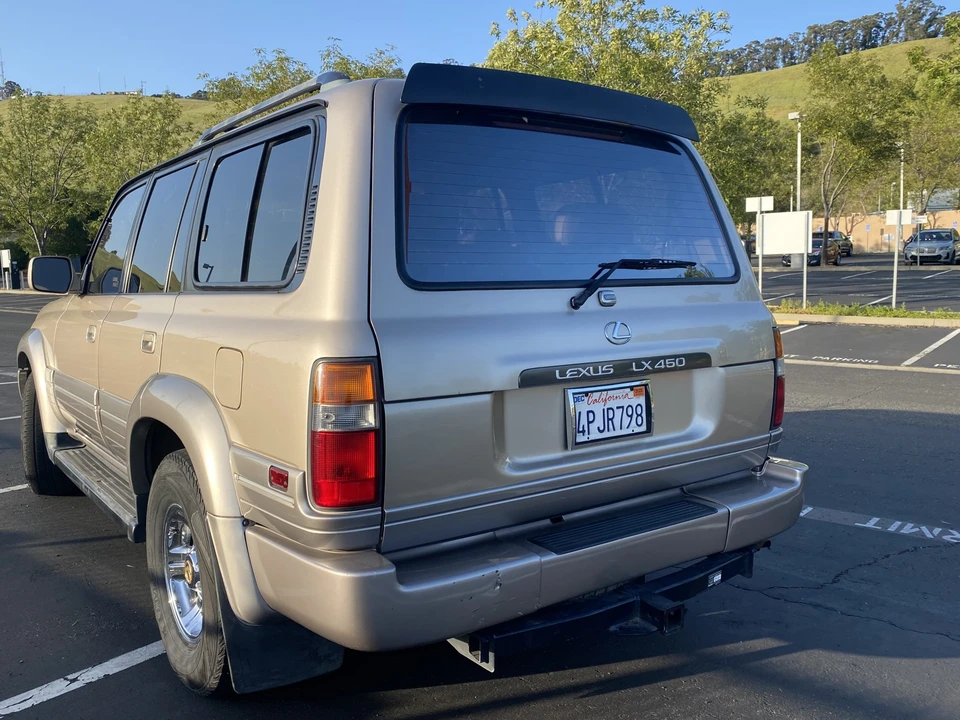 1997 Lexus LX 1st Gen - Image 11 of 31