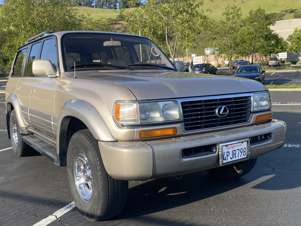 1997 Lexus LX 1st Gen - Image 19 of 31
