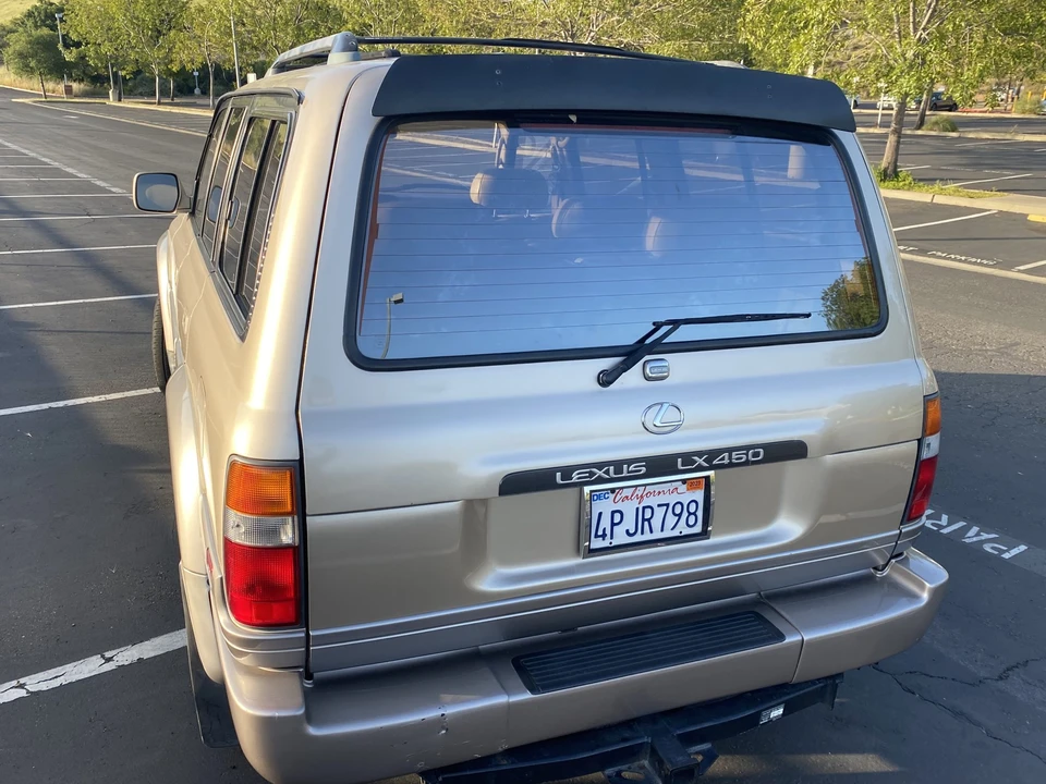 1997 Lexus LX 1st Gen - Image 13 of 31