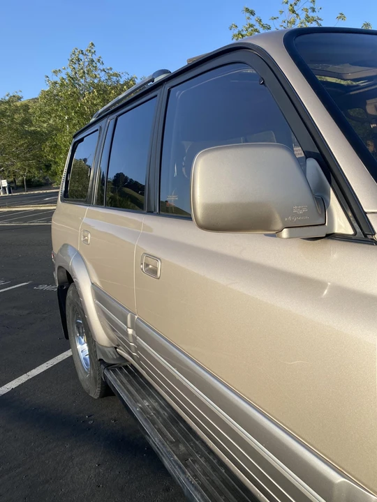 1997 Lexus LX 1st Gen - Image 30 of 31
