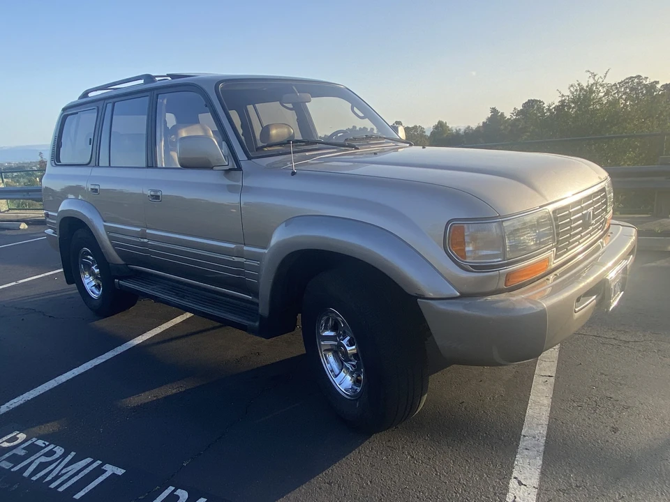 1997 Lexus LX 1st Gen - Image 16 of 31