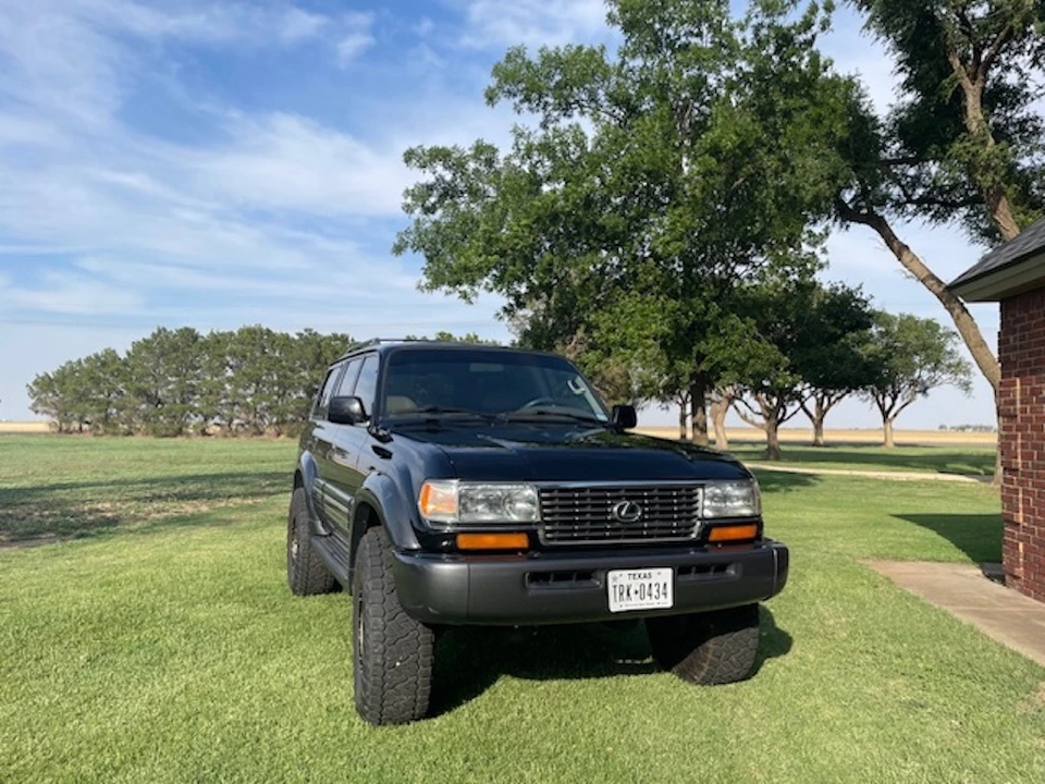 1997 Lexus LX 1st Gen - Image 26 of 31