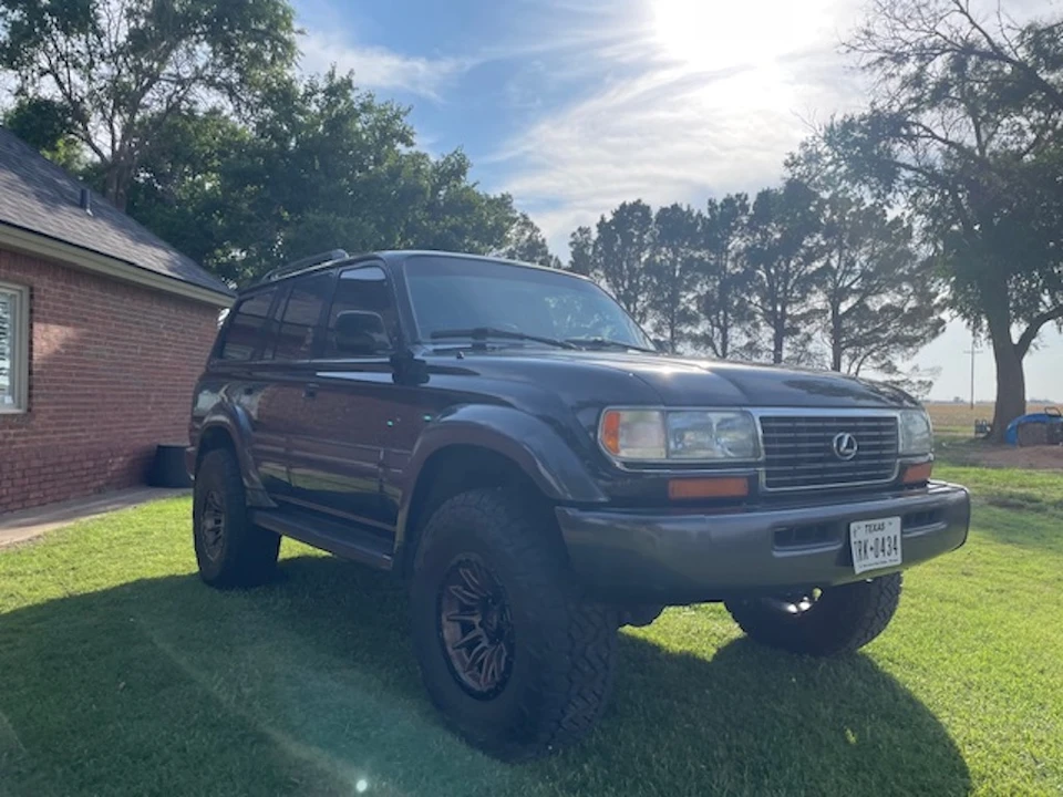 1997 Lexus LX 1st Gen - Image 25 of 31