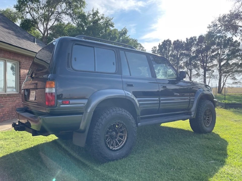 1997 Lexus LX 1st Gen - Image 17 of 31