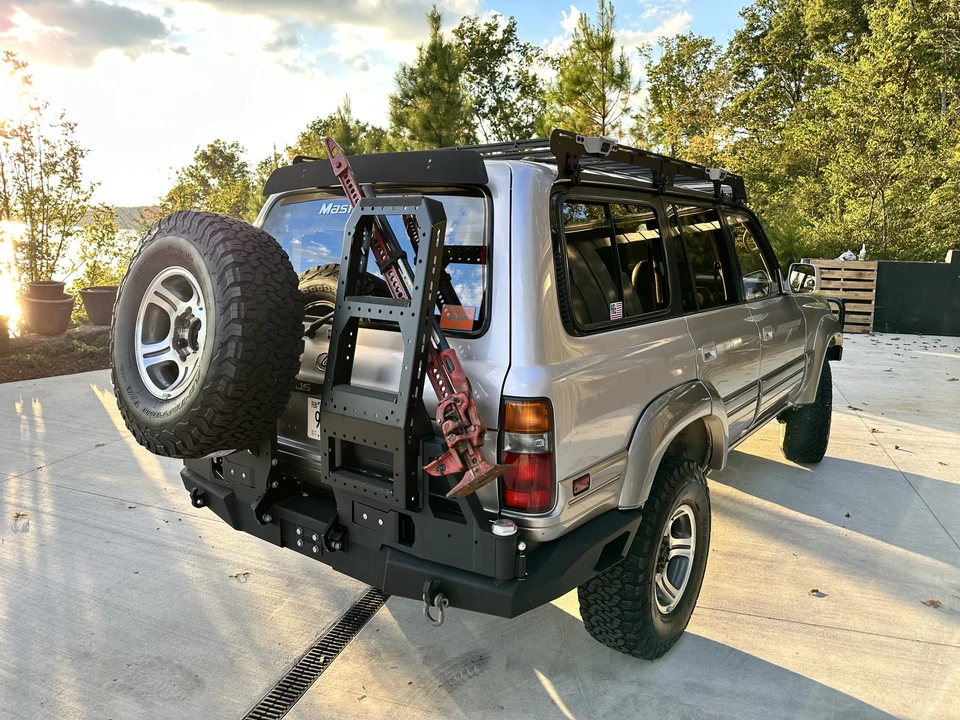 1997 Lexus LX 1st Gen - Image 9 of 31