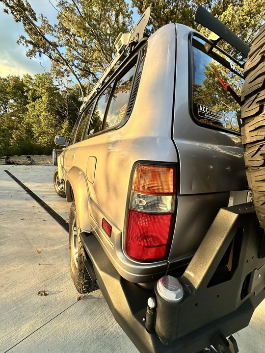 1997 Lexus LX 1st Gen - Image 23 of 31