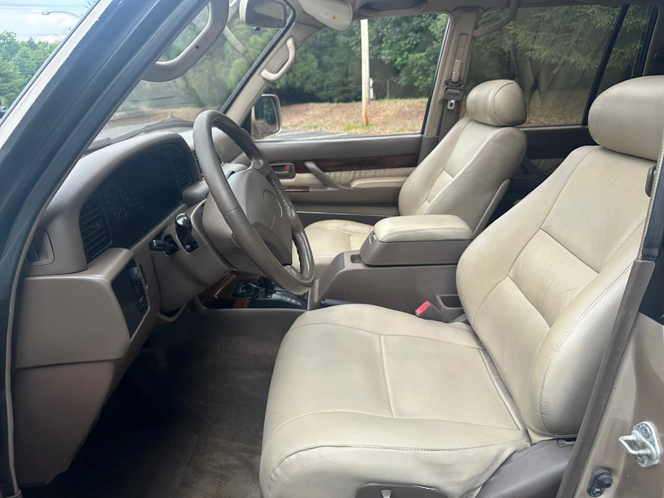 1997 Lexus LX 1st Gen - Image 16 of 31