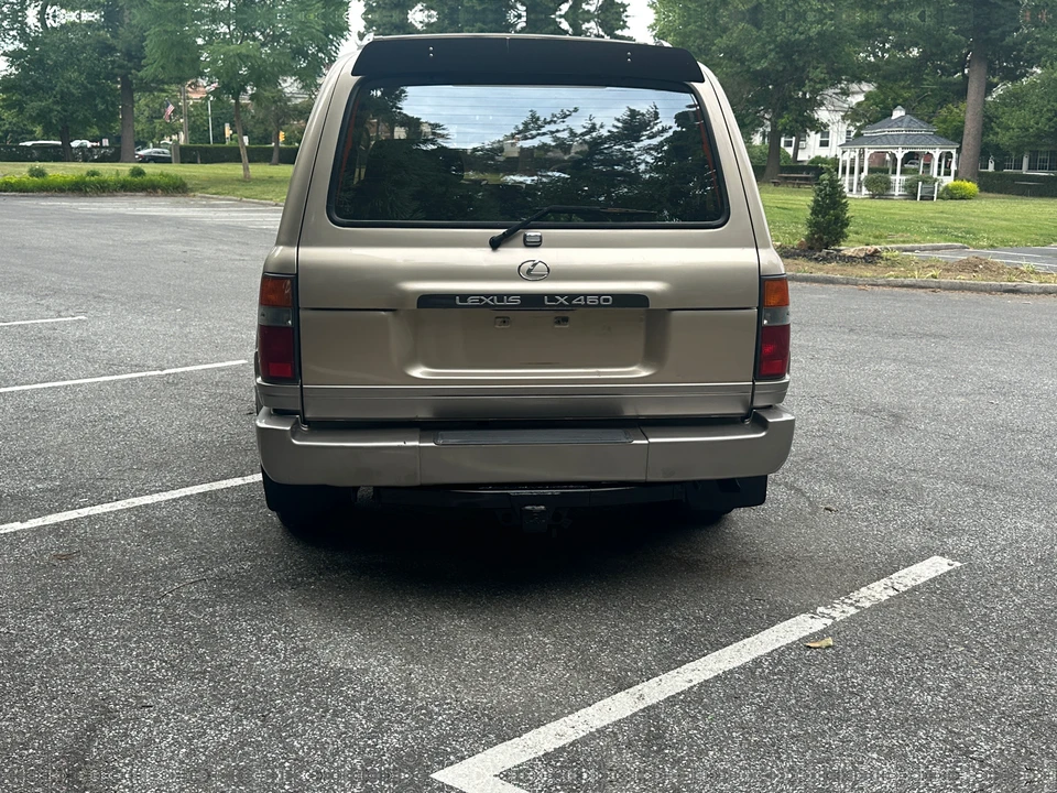 1997 Lexus LX 1st Gen - Image 5 of 31