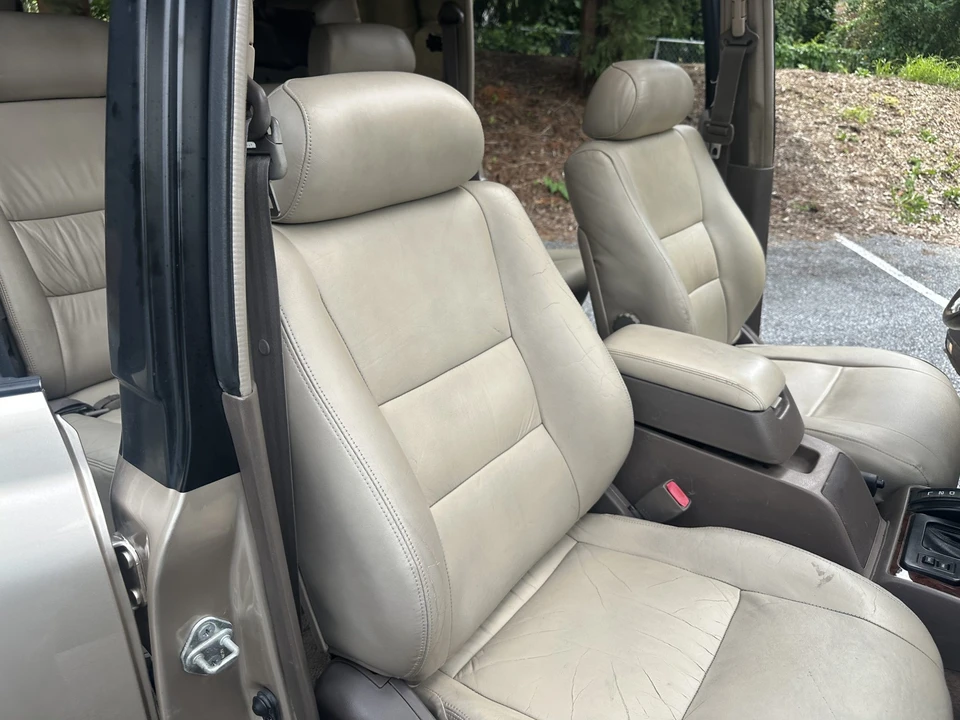 1997 Lexus LX 1st Gen - Image 22 of 31