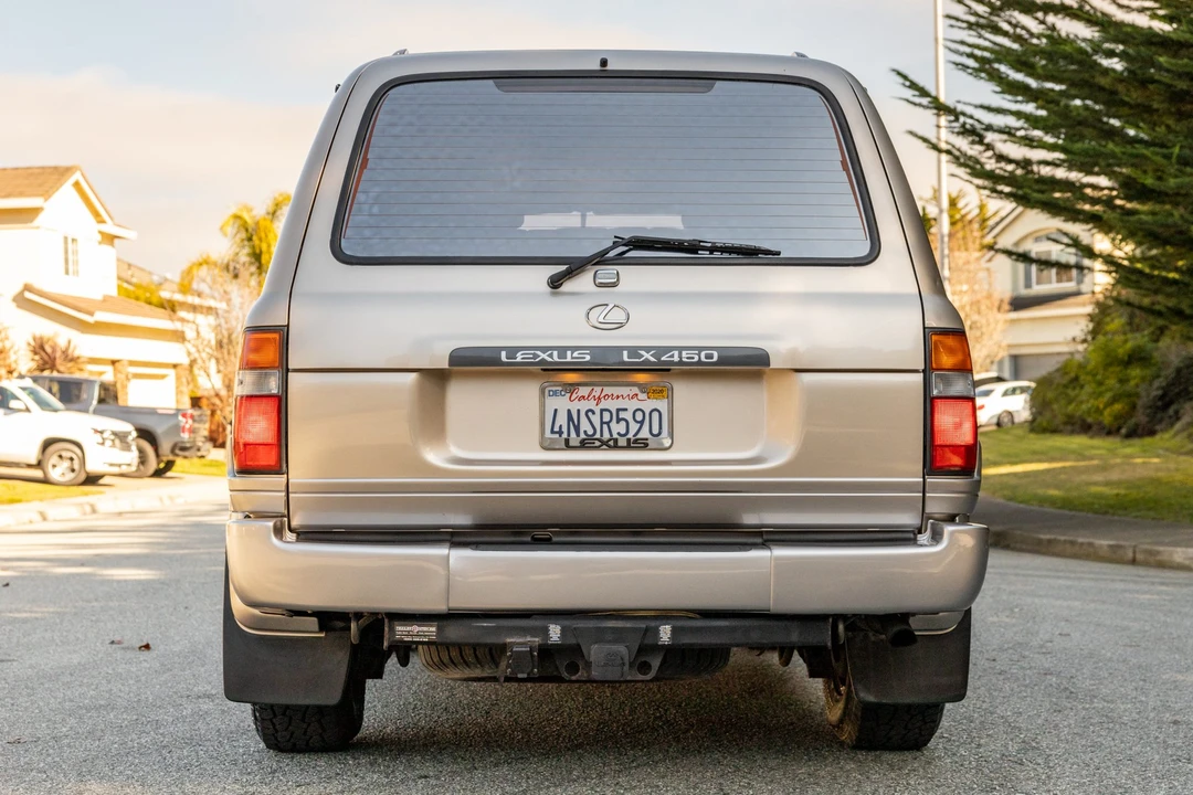 1997 Lexus LX 1st Gen - Image 8 of 31