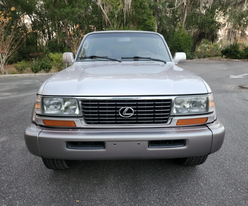 1997 Lexus LX 1st Gen - Image 20 of 31