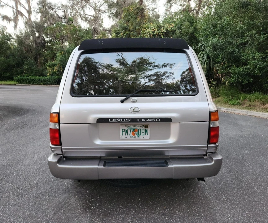 1997 Lexus LX 1st Gen - Image 10 of 31