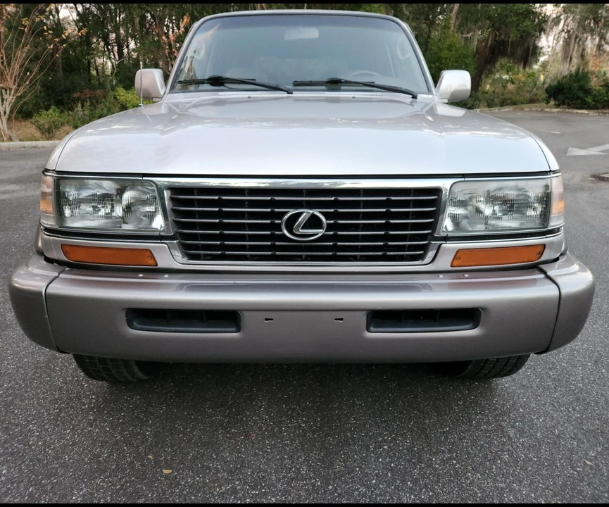 1997 Lexus LX 1st Gen - Image 21 of 31