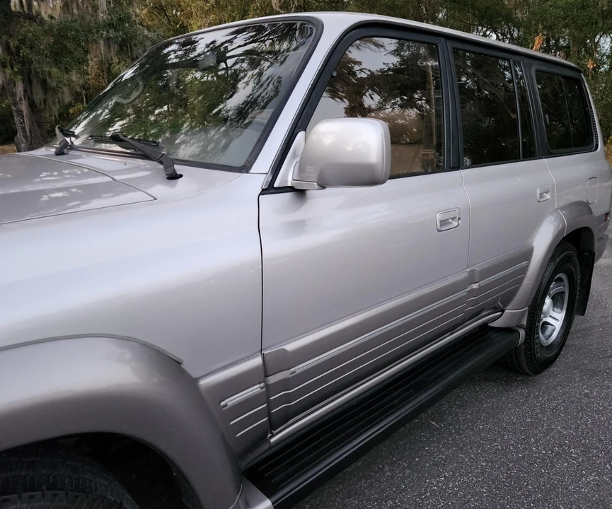 1997 Lexus LX 1st Gen - Image 24 of 31