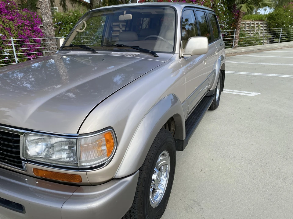 1997 Lexus LX 1st Gen - Image 13 of 31