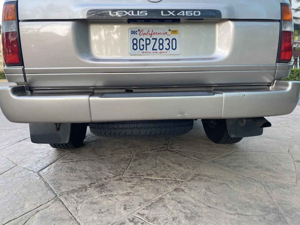 1997 Lexus LX 1st Gen - Image 18 of 31