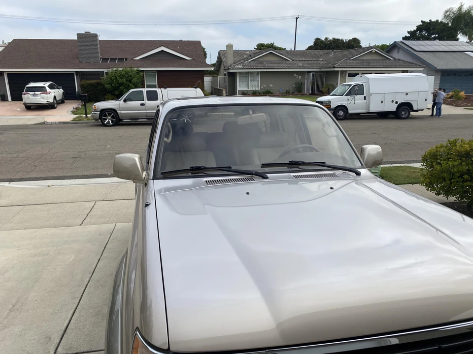 1997 Lexus LX 1st Gen - Image 26 of 31