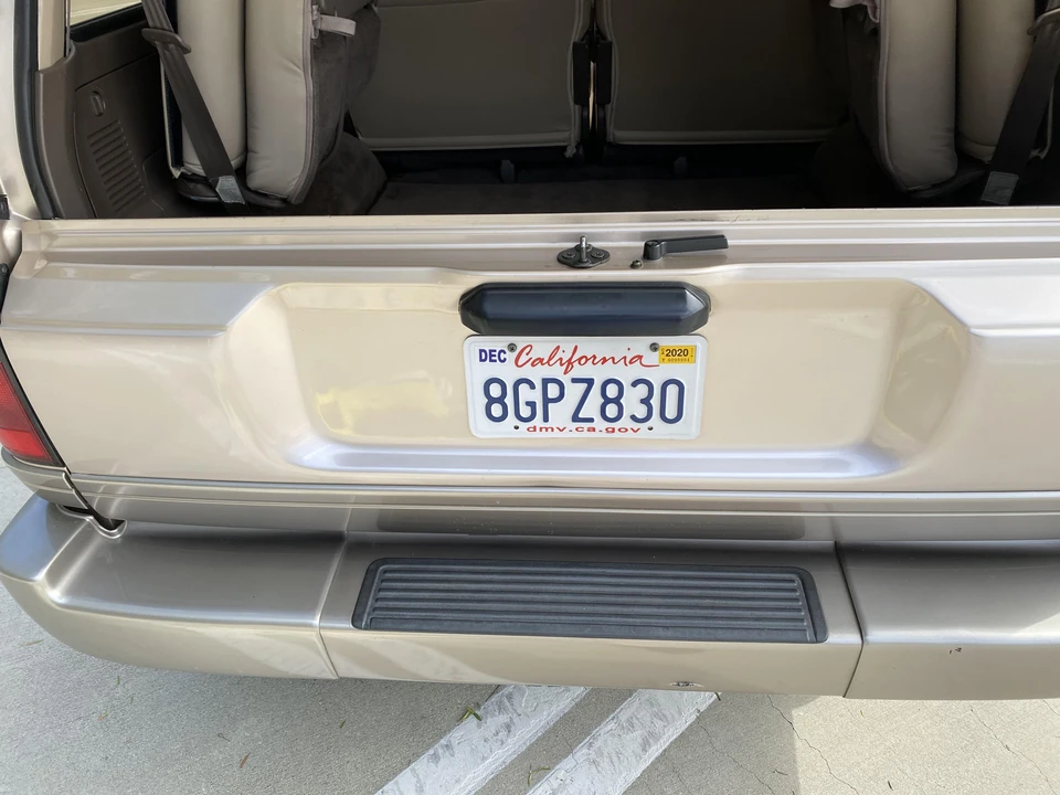 1997 Lexus LX 1st Gen - Image 20 of 31
