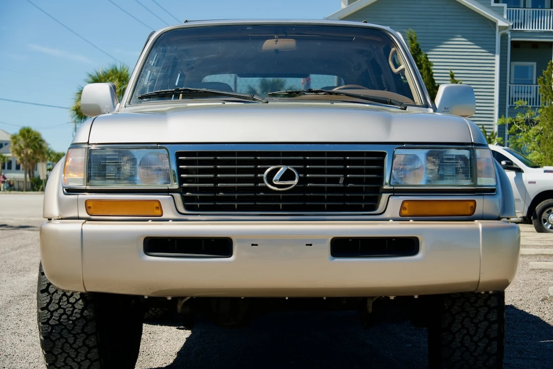 1997 Lexus LX 1st Gen - Image 7 of 31