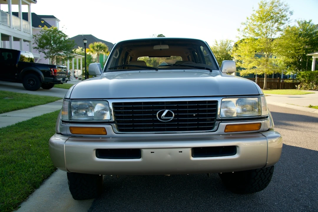 1997 Lexus LX 1st Gen - Image 8 of 31