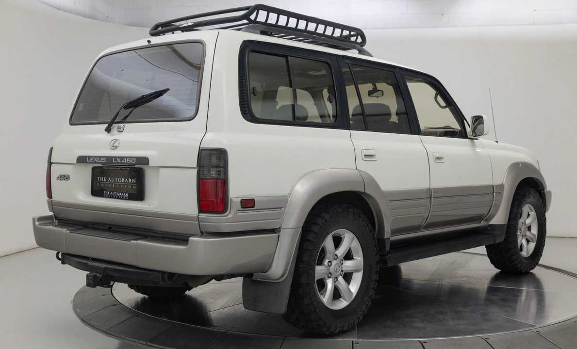 1997 Lexus LX 1st Gen - Image 16 of 31