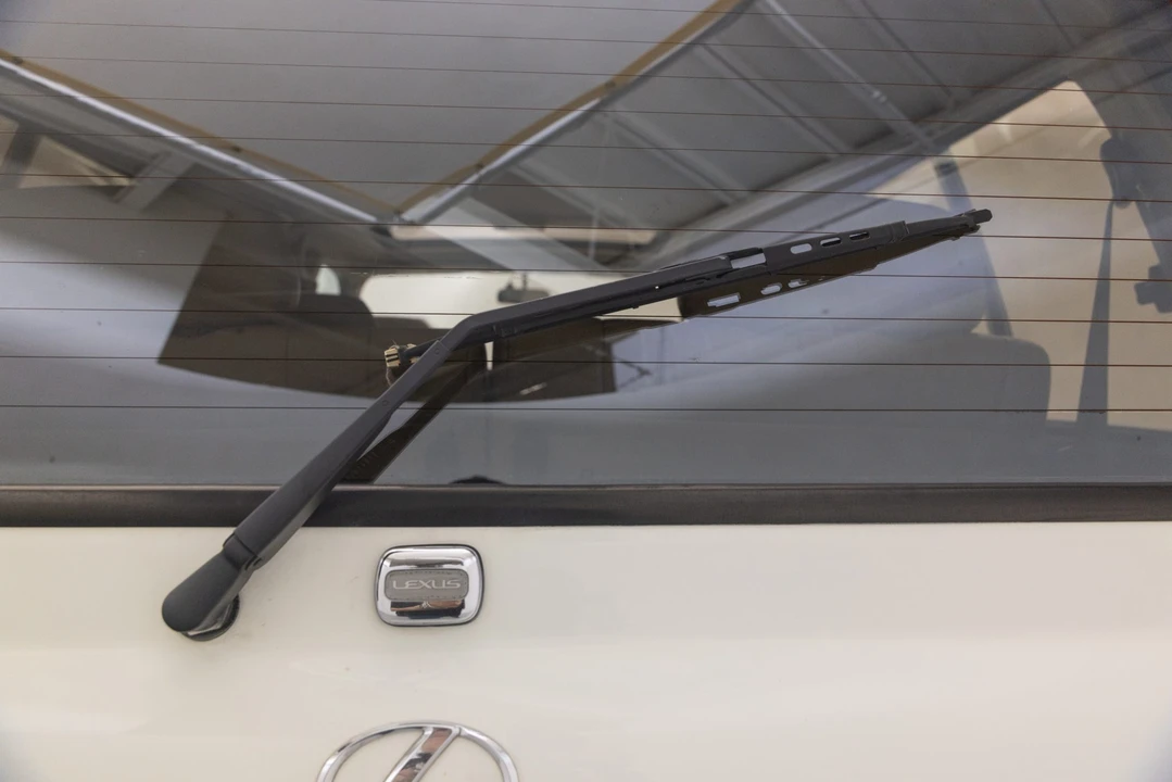 1997 Lexus LX 1st Gen - Image 31 of 31