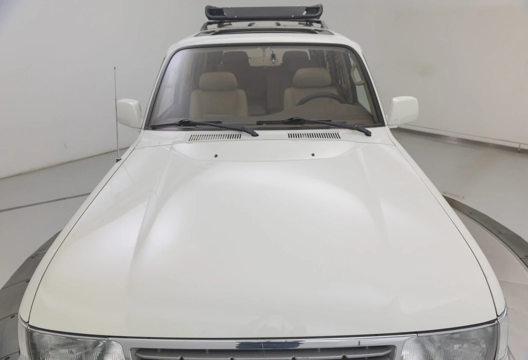 1997 Lexus LX 1st Gen - Image 19 of 31