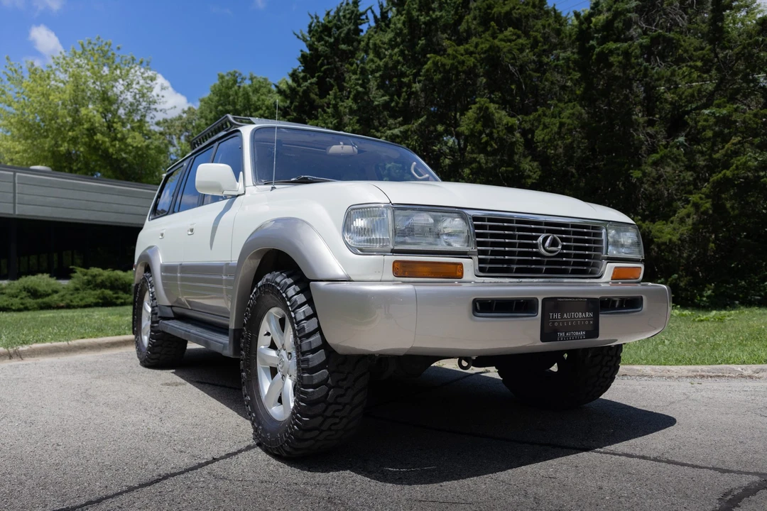 1997 Lexus LX 1st Gen - Image 6 of 31