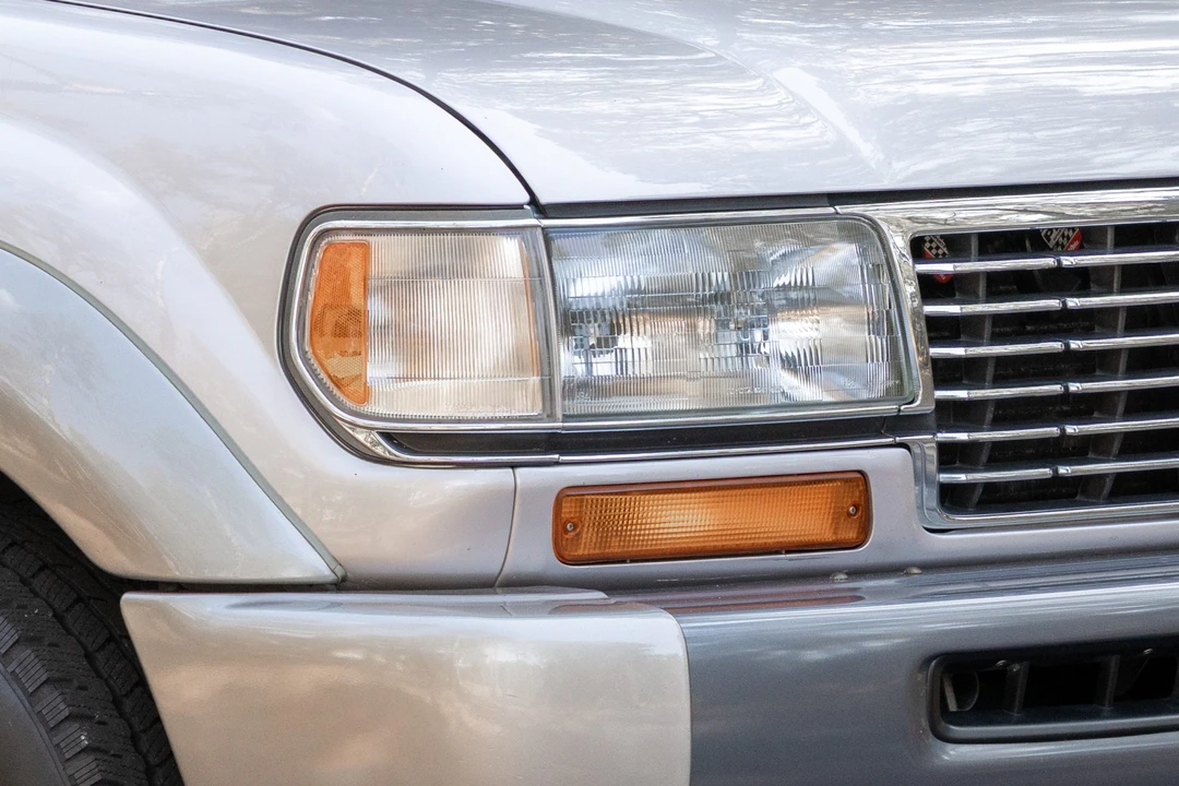 1997 Lexus LX 1st Gen - Image 15 of 31