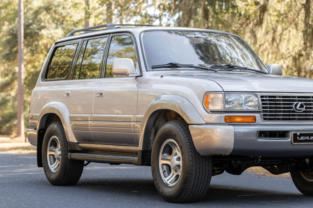 1997 Lexus LX 1st Gen - Image 10 of 31