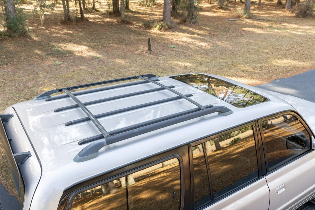 1997 Lexus LX 1st Gen - Image 27 of 31