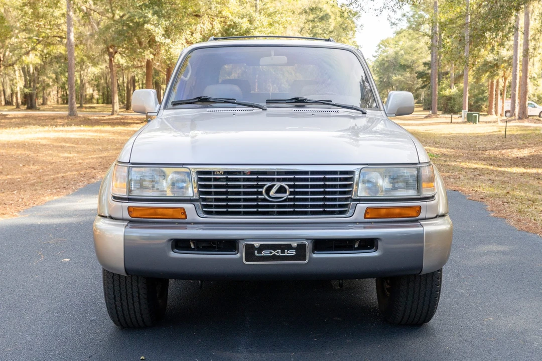1997 Lexus LX 1st Gen - Image 3 of 31
