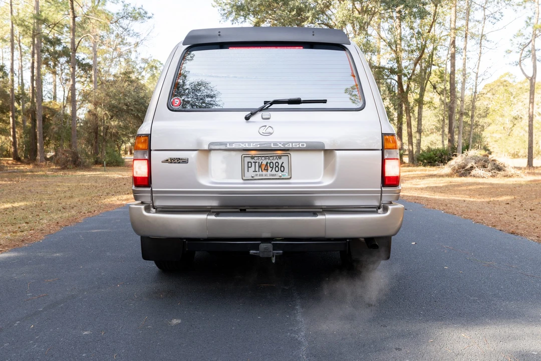 1997 Lexus LX 1st Gen - Image 19 of 31