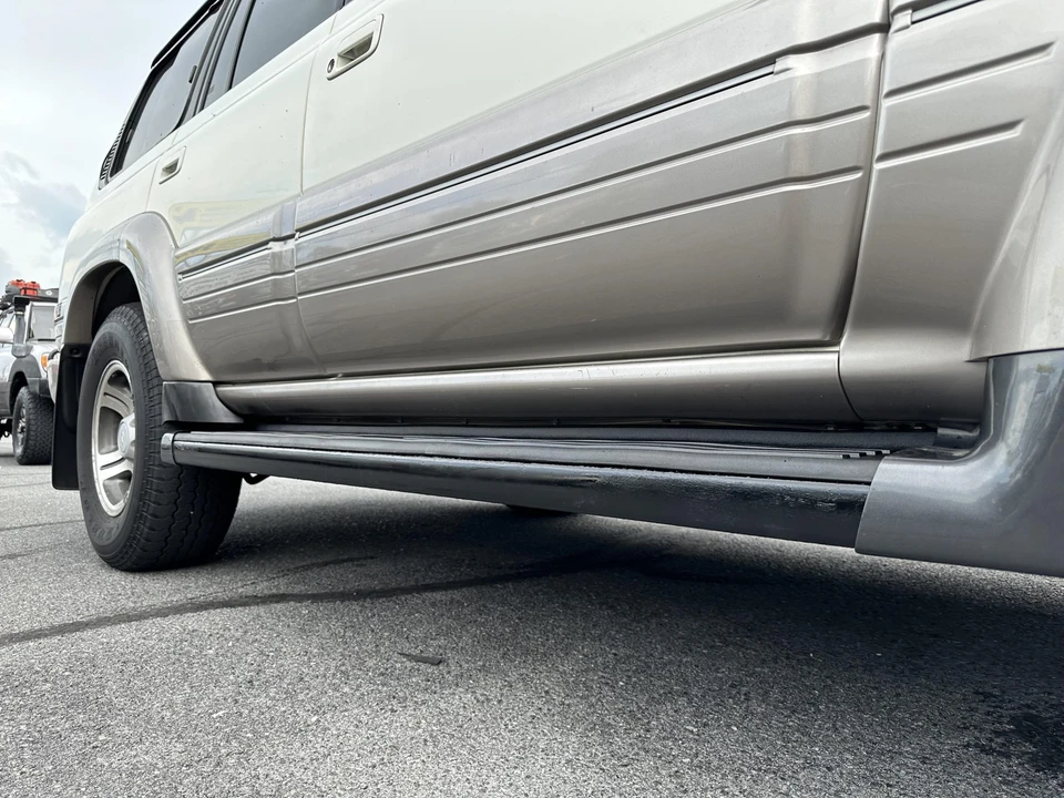 1997 Lexus LX 1st Gen - Image 25 of 31