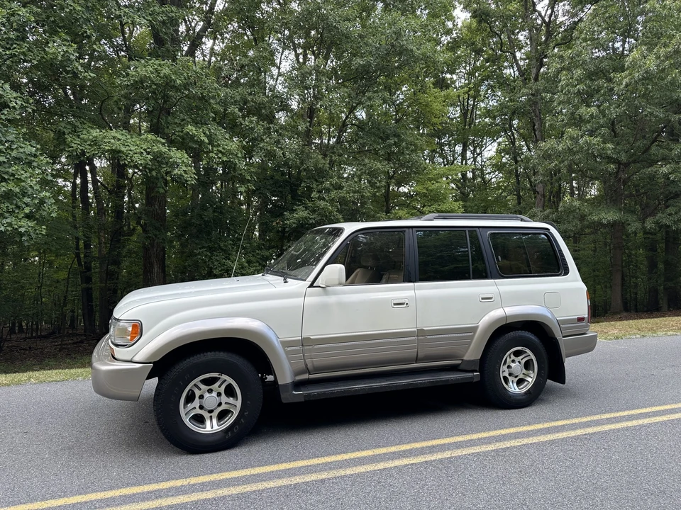 1997 Lexus LX 1st Gen - Image 2 of 31