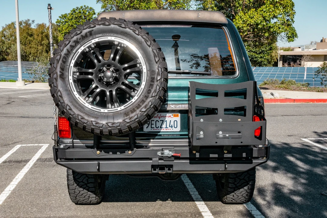 1997 Lexus LX 1st Gen - Image 6 of 31