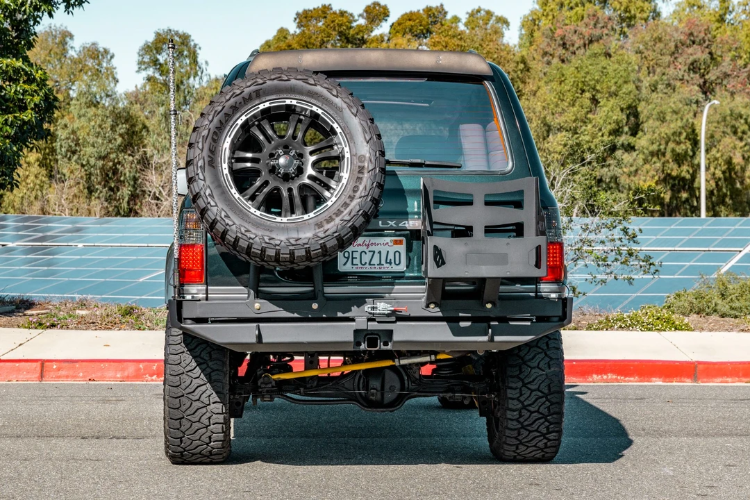 1997 Lexus LX 1st Gen - Image 5 of 31