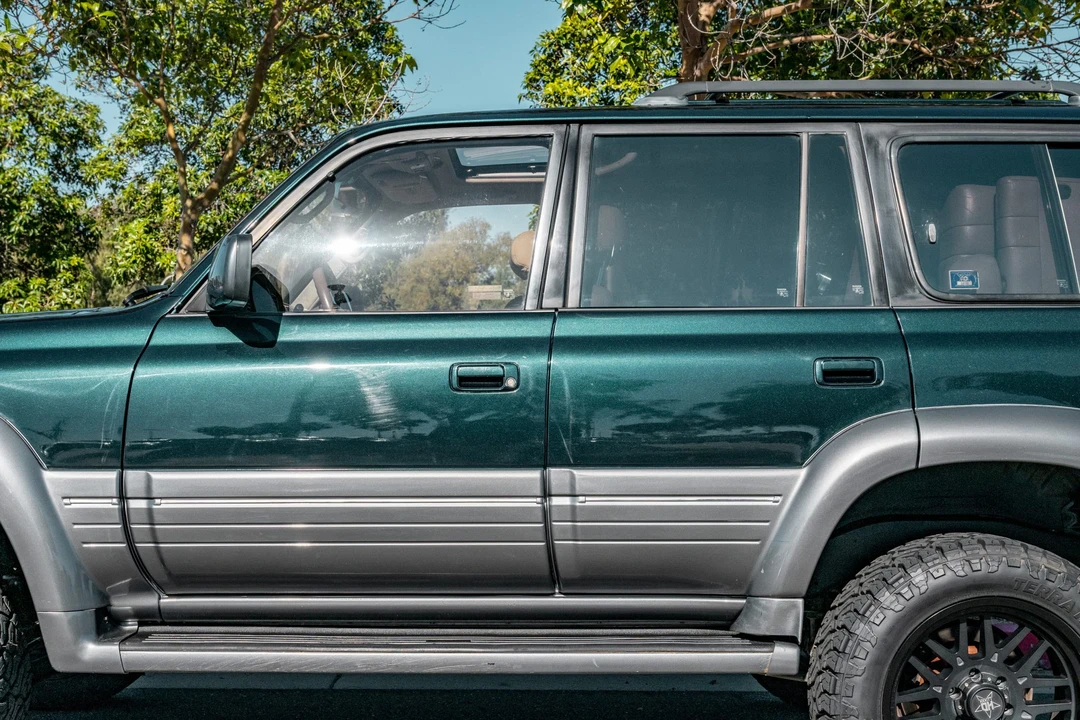 1997 Lexus LX 1st Gen - Image 16 of 31