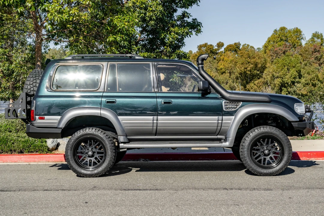 1997 Lexus LX 1st Gen - Image 8 of 31