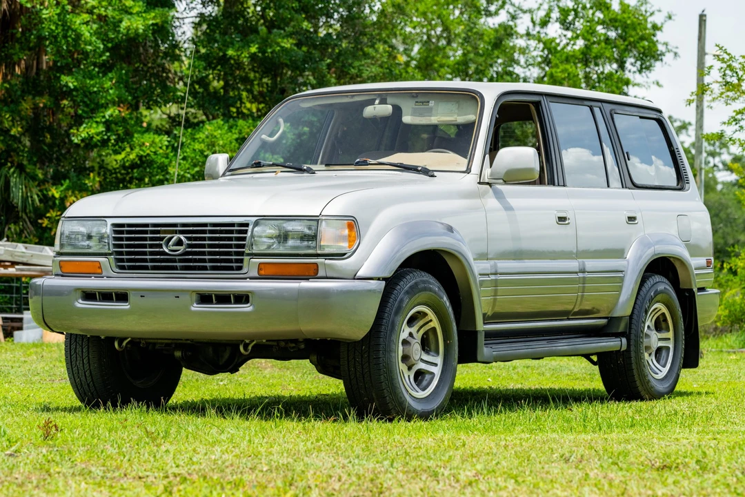 1997 Lexus LX 1st Gen - Image 2 of 31