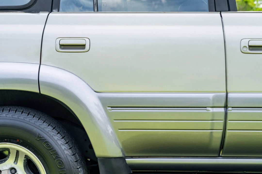 1997 Lexus LX 1st Gen - Image 22 of 31