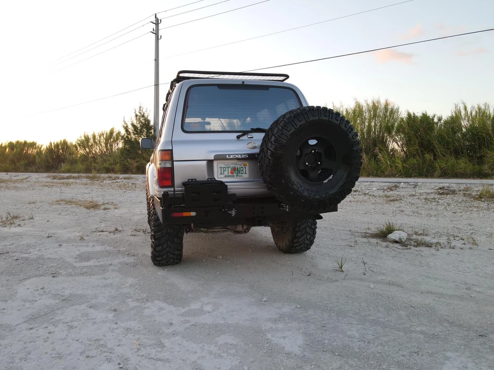 1997 Lexus LX 1st Gen - Image 7 of 31